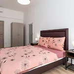 Antique Hostel *