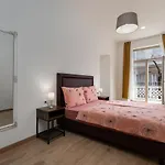 Vandrarhem Antique Pula