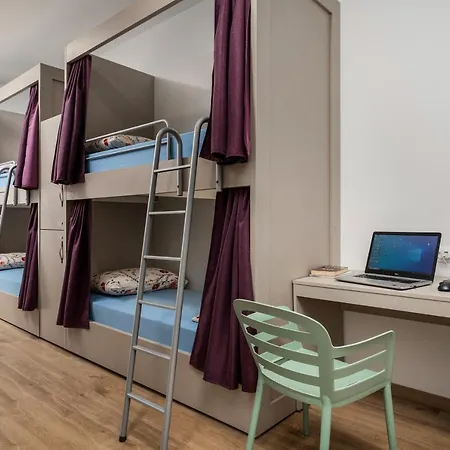 ホステル Antique