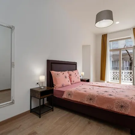 Hostel Antique Pula
