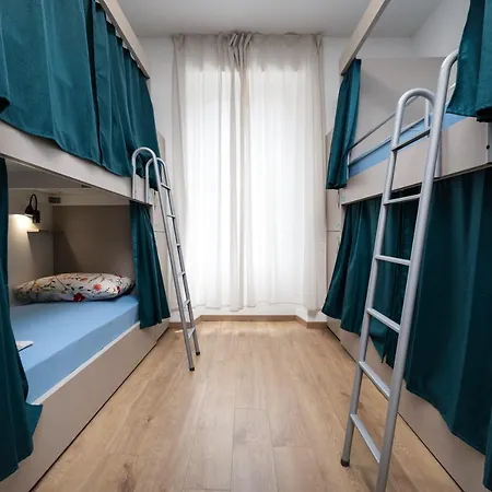 Antique Hostel *