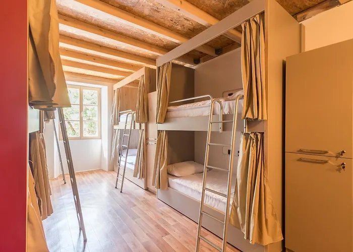 Albergue Antique Pula